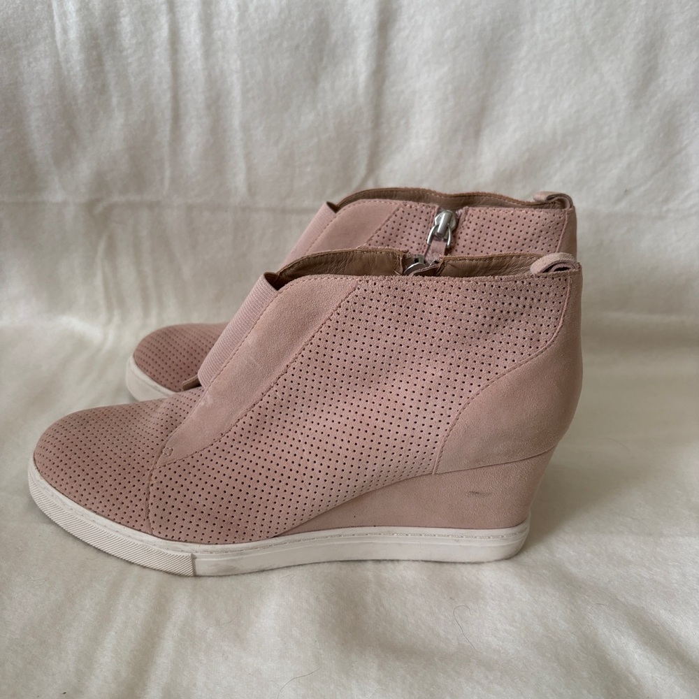 L.Paolo Blush Pink Perforated Platform Wedge  Shoes 7.5